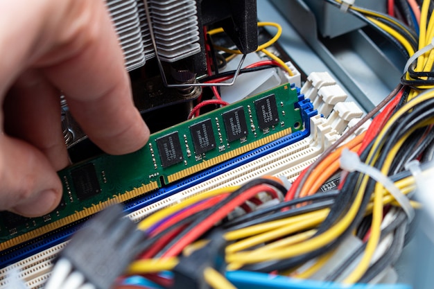 Installing ddr dimm memory, assembling personal computer in a service, hand upgrade.