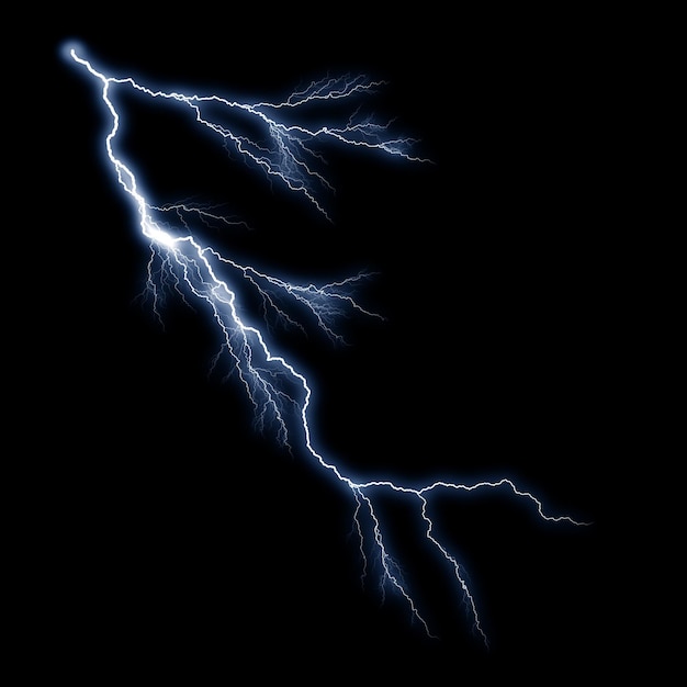 Isoleret, realistisk visuel effekt af elektrisk lynnedslag på sort nattebaggrund