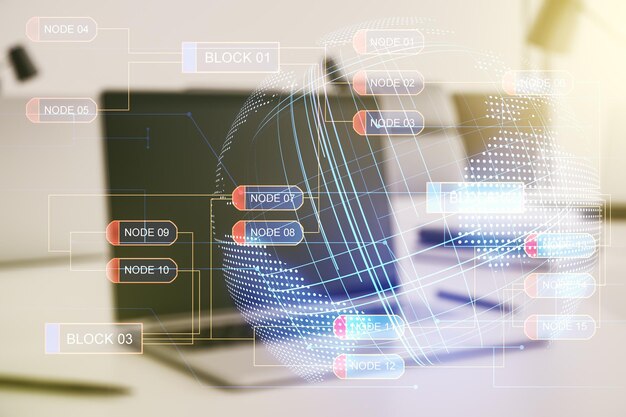 Multieksponering af abstrakt softwareudviklings-hologram med verdenskort på bærbar computer baggrund globalt forsknings- og analysekoncept