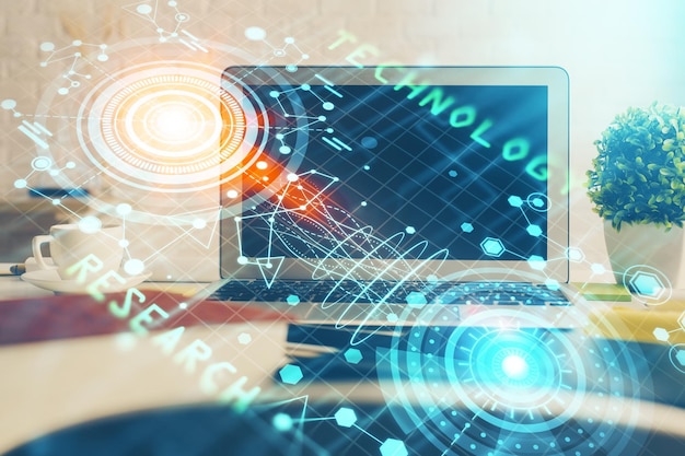 Multiexponering av skrivbord med persondator och tema för teknikritning. Koncept för Big Data