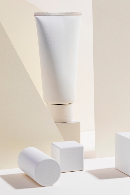 Nærbillede af beholder med bodybutter