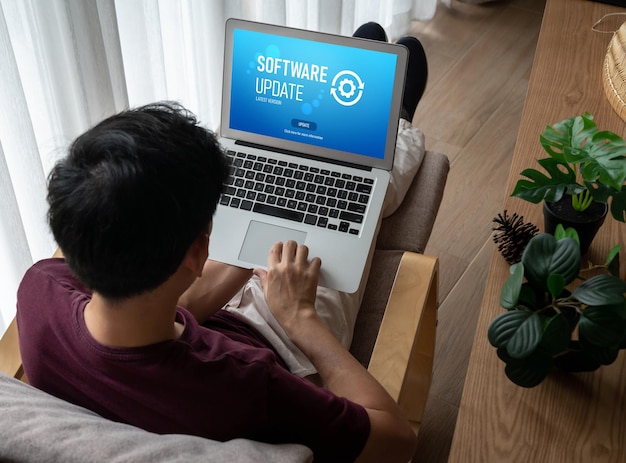 Programuppdatering på dator för modern version av enhetsprogramvara