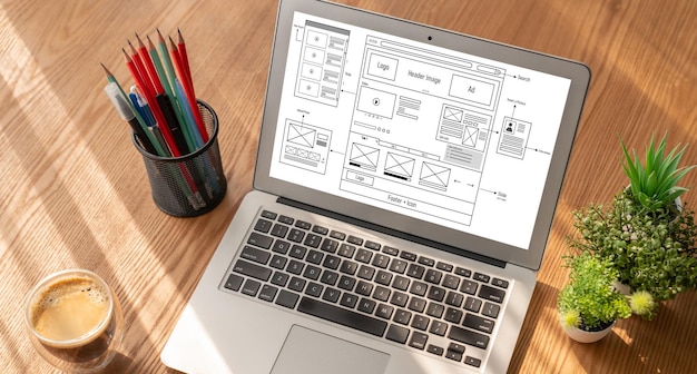 Software til webdesign tilbyder moderne skabeloner til online detailhandel