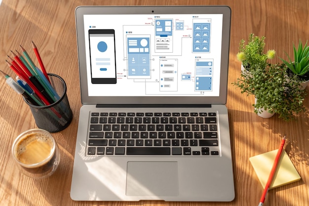 UX UI-designproces for moderne mobilapplikation og hjemmeside. Kreativ prototype af wireframe til professionel appudvikler