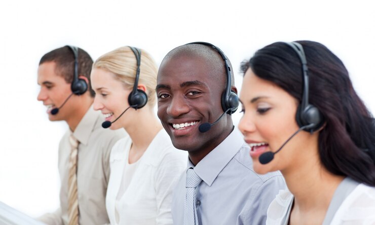 Fotoğraf competitive business people working in a call center