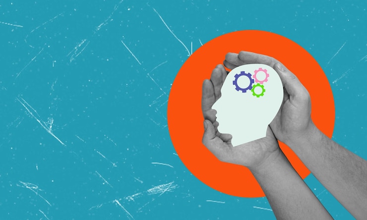 Fotoğraf creative concept of mind and teamwork illustrated by hands holding a head silhouette with gears representing thoughts and ideas