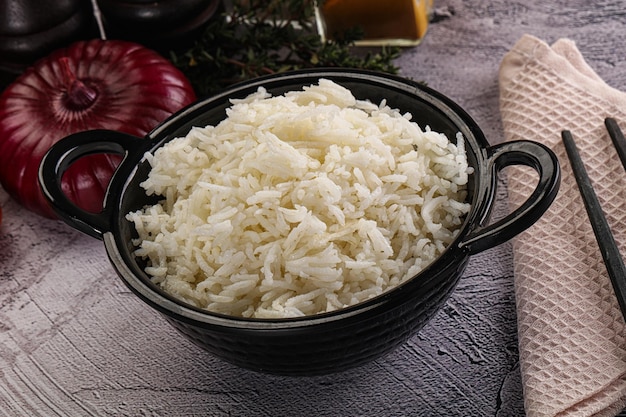 Hint mutfağı Buharda pişirilmiş basmati pirinci