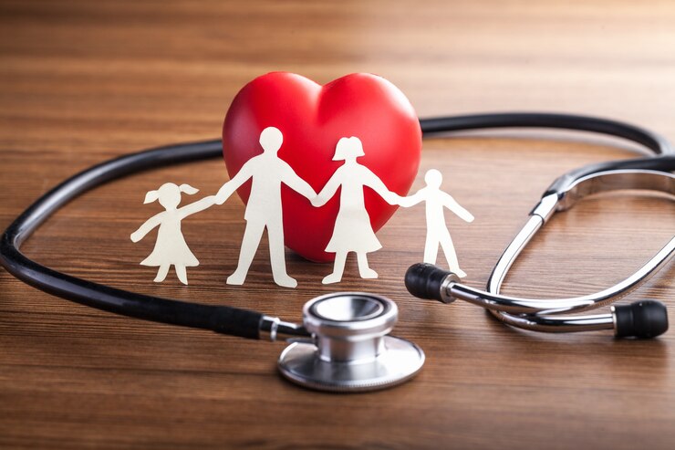 Fotoğraf medical stethoscope with heart isolated on  background