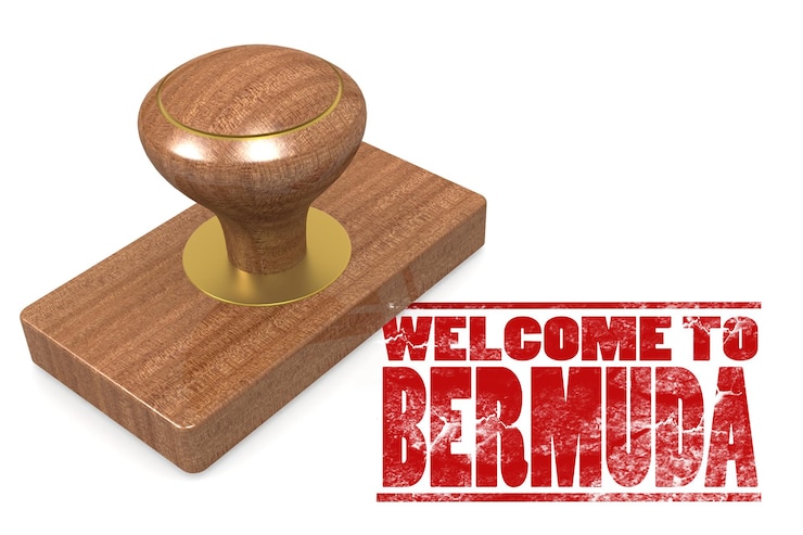 Fotoğraf red rubber stamp with welcome to bermuda
