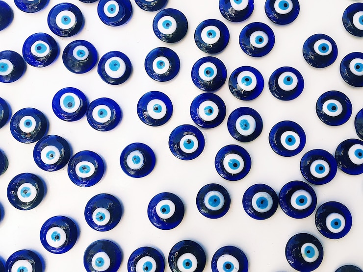 Fotoğraf traditional blue glass beads famous good luck amulet to protect against evil eye in turkish culture