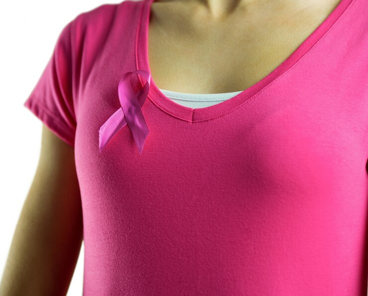 Fotoğraf woman with breast cancer ribbon