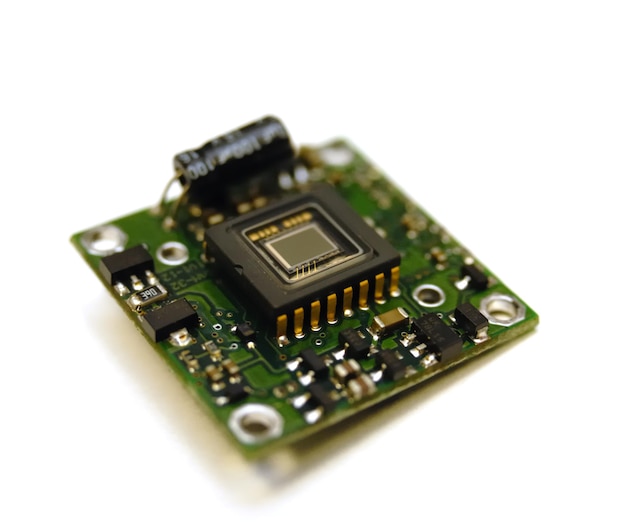 electronic collection video sensor control of the digital minichamber