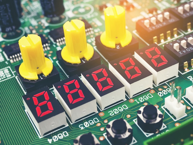 Korkean teknologian elektroninen piirilevy (PCB) ja mikroprosessoriteknologia