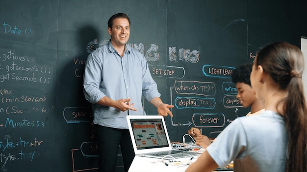 teacher clap hands to applause student to encourage coding prompt edification