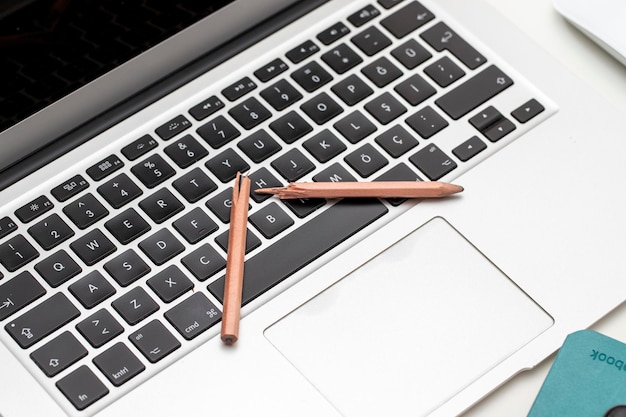 The concept of resignation The employee who broke the pencil