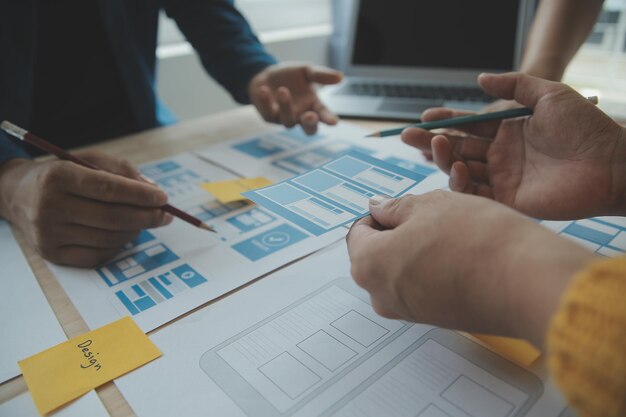 UX UI ja ohjelmoinnin kehitysteknologia