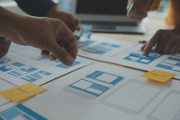 UX UI ja ohjelmoinnin kehitysteknologia