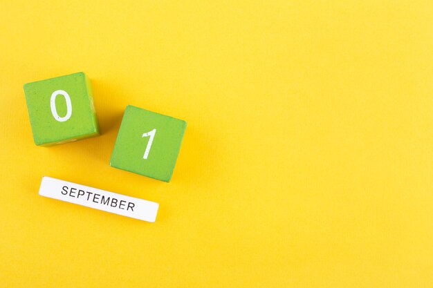 1 september op een houten kalender