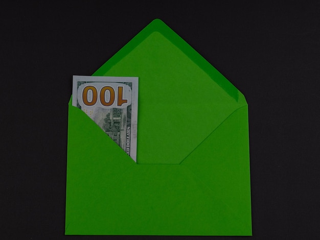 100 us dollar in the envelope