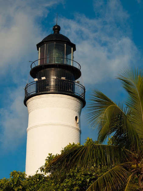 110 voet lighthouse museum op key west, florida. de vuurtoren, gebouwd in 1848, werd in 1990 gerestaureerd.