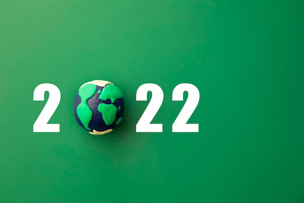 2022 met de aarde Gelukkig nieuwjaar voor de planeet