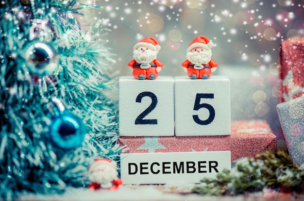 25 december, christmas with snow and santa in winter