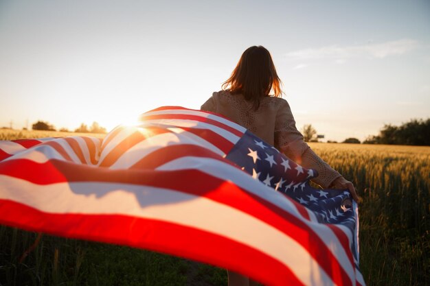 4 juli USA onafhankelijkheidsdag vieren met nationale Amerikaanse vlag