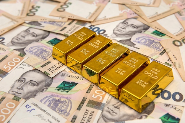 500 uah soldi ucraina con oro. salva il concetto.