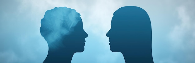 Фото Сине-белое изображение двух силуэтов двух людей, стоящих лицом друг к другу.
