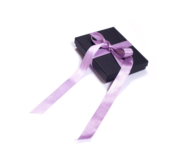 写真 紫色のリボンが結ばれた箱