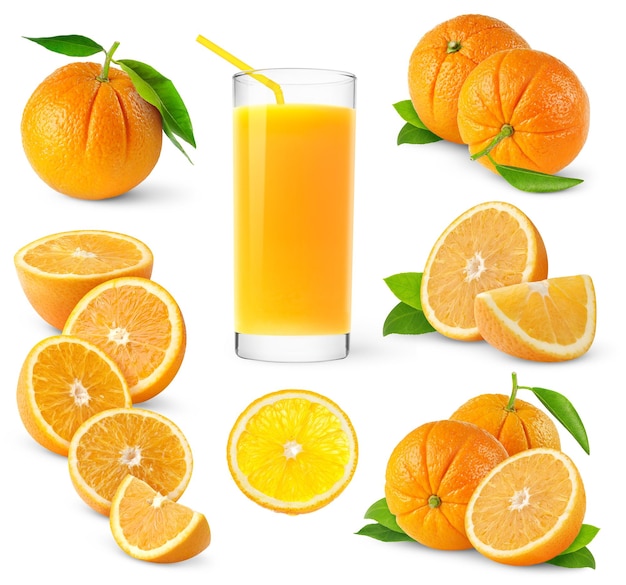 Фото Стакан апельсинового сока с апельсинами и несколько апельсинов на нем.