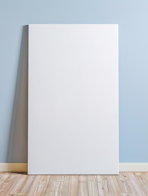 Фото Белый ящик на деревянном полу с голубой стеной позади