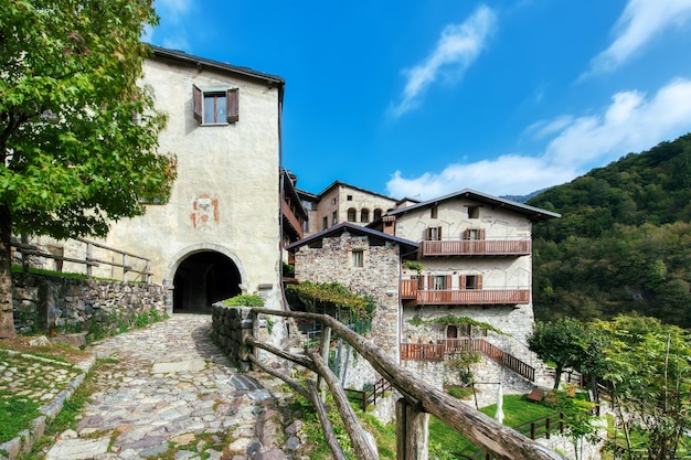 Aankomst in Cornello dei Tasso Oud dorp van de Brembana-vallei Bergamo Italië