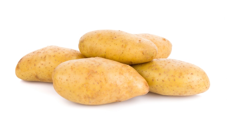 Foto aardappel geïsoleerd op wit oppervlak