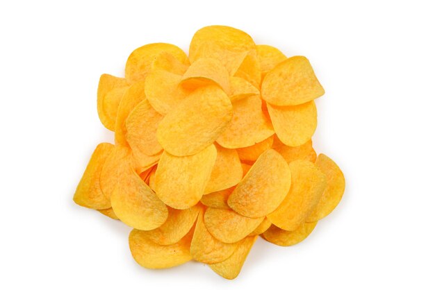 Aardappelchips geÃ¯soleerd op een witte achtergrond