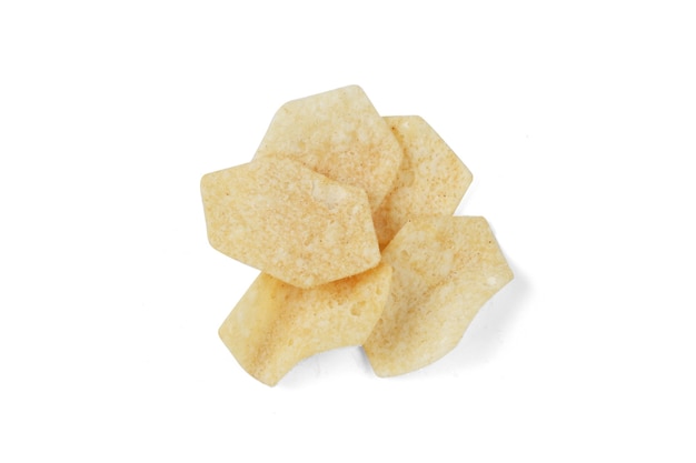 Aardappelchips geïsoleerd op witte achtergrond