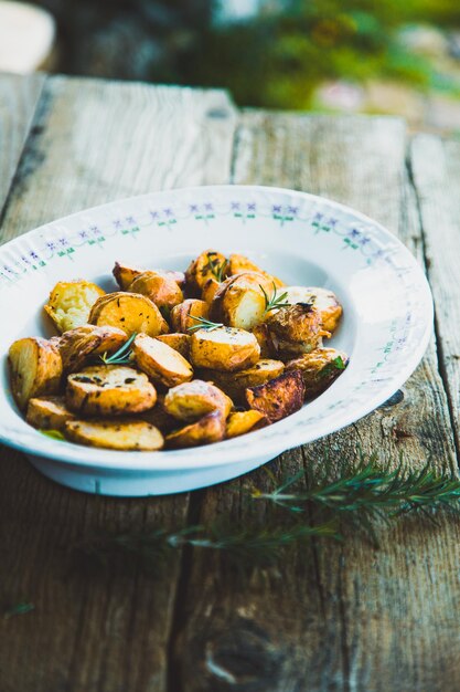 Aardappelen in bord