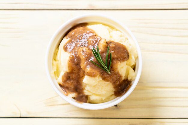 aardappelpuree met saus van jus