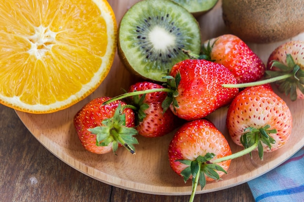 aardbei en fruitgroep van vitamine voor gezondheid