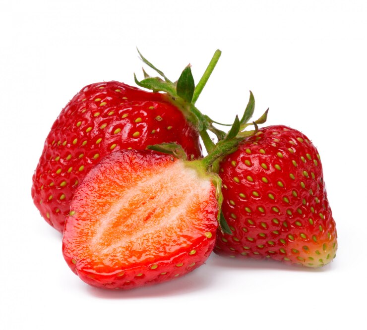 Foto aardbei op witte achtergrond wordt geïsoleerd die. detailopname