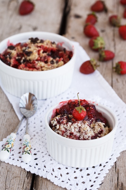 Aardbeien crumble zelfgemaakt