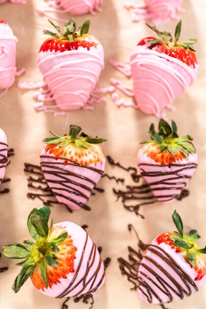 Aardbeien in chocolade