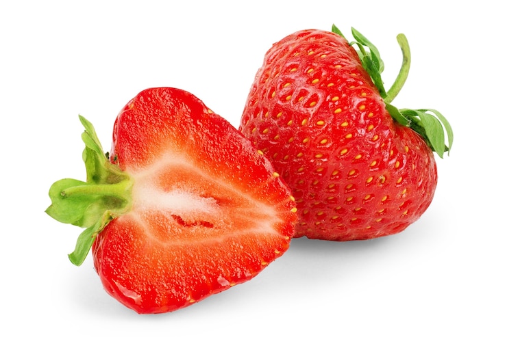 Foto aardbeien met bladeren. geïsoleerd op een witte achtergrond.