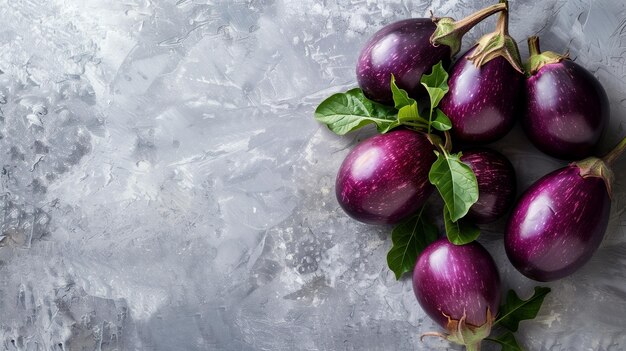 Aardbeien op tafel