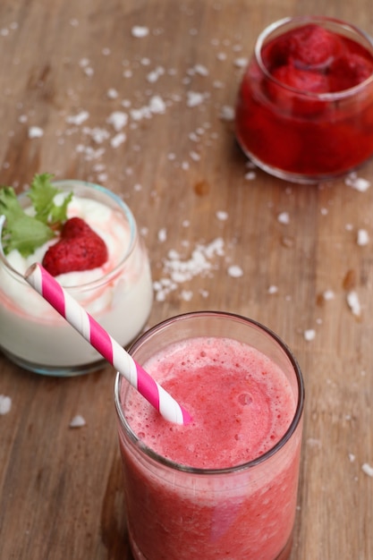 aardbeien smoothies met yoghurt