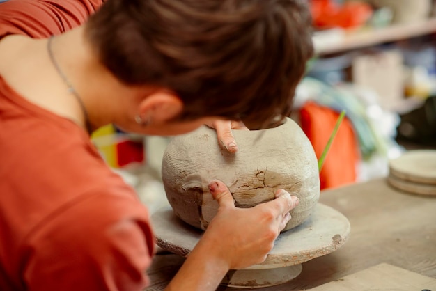 Aardewerk het proces van het maken van aardewerk