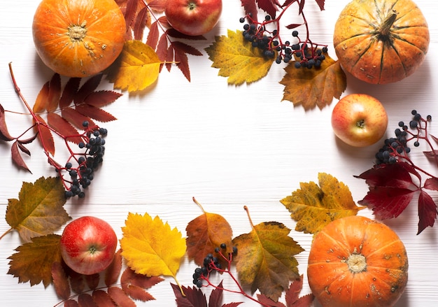 Осенняя композиция на Хеллоуин и День благодарения