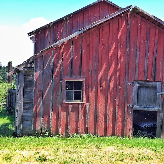 Photo abandoned house against sky