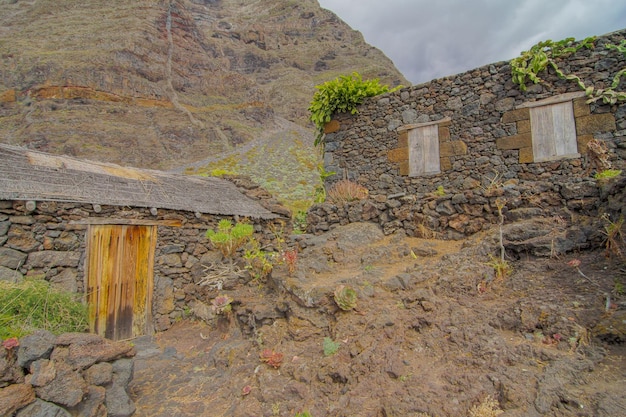 Photo abandoned houses in el hierro island