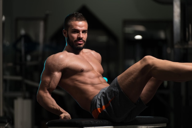 Abs Crunch On Bench Plank Hip Raise